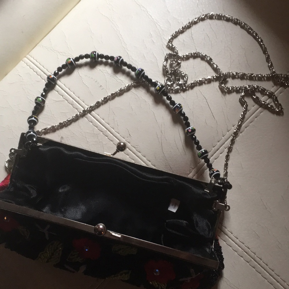 Small beaded bag - Picture 3 of 4